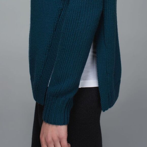 𝅺LULULEMON Yin To You wool sweater size S in EUC - Picture 8 of 15